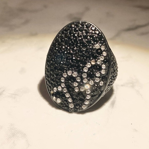Vintage Inspired‎ Black Crystal and Sterling Silver Statment Ring